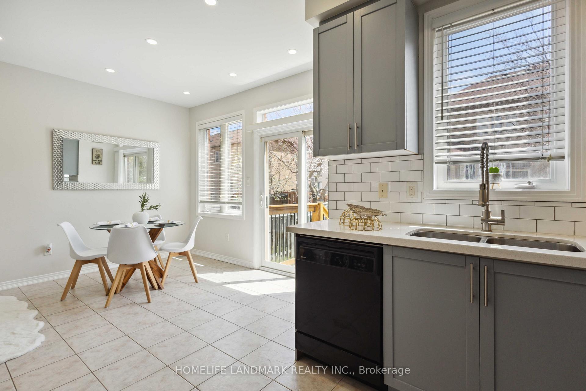 Photo 19 of 27 Sanderson Road, Markham, Cachet — HOMEH