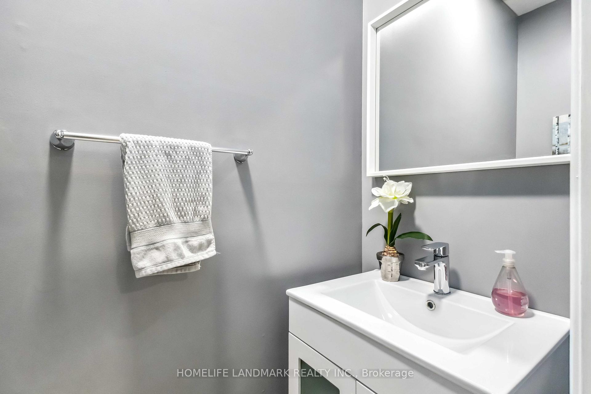Photo 20 of 27 Sanderson Road, Markham, Cachet — HOMEH