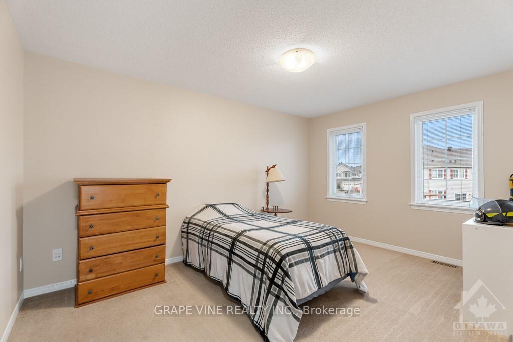 Photo 22 of 594 Barrick Hill Road, Ottawa, Kanata - Emerald Meadows/Trailwest — HOMEH