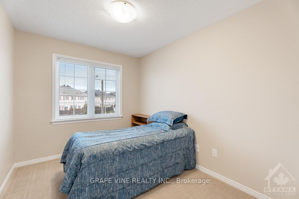 Photo 24 of 594 Barrick Hill Road, Ottawa, Kanata - Emerald Meadows/Trailwest — HOMEH