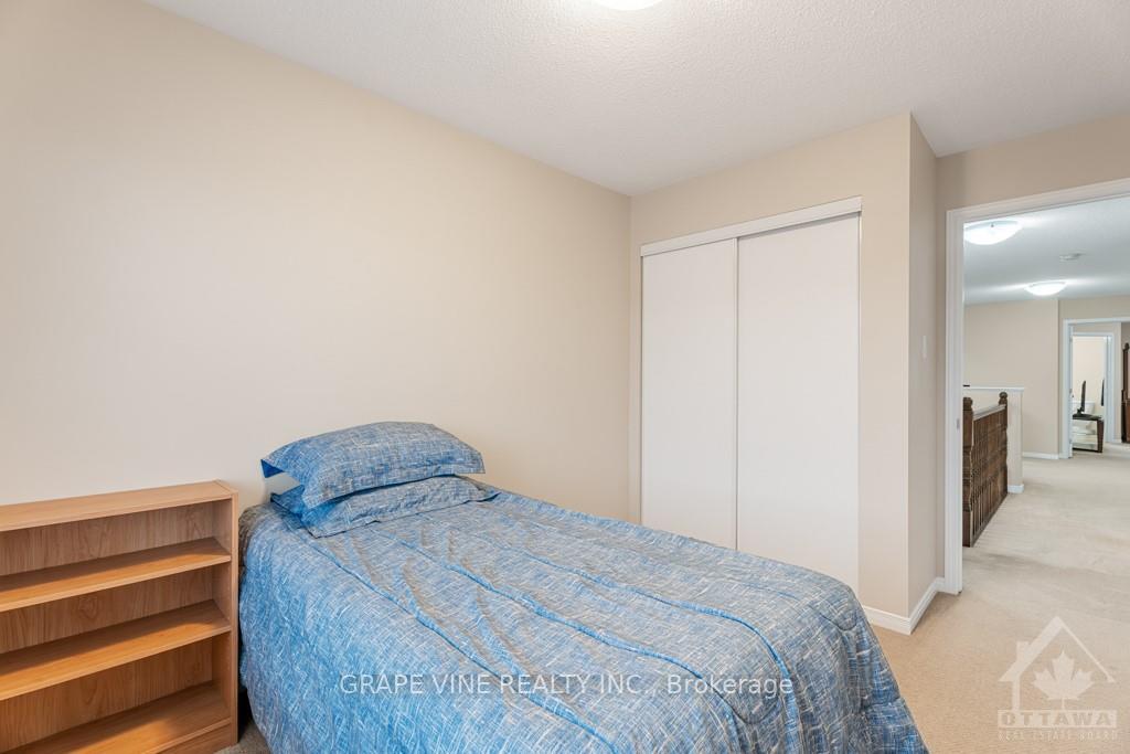 Photo 25 of 594 Barrick Hill Road, Ottawa, Kanata - Emerald Meadows/Trailwest — HOMEH