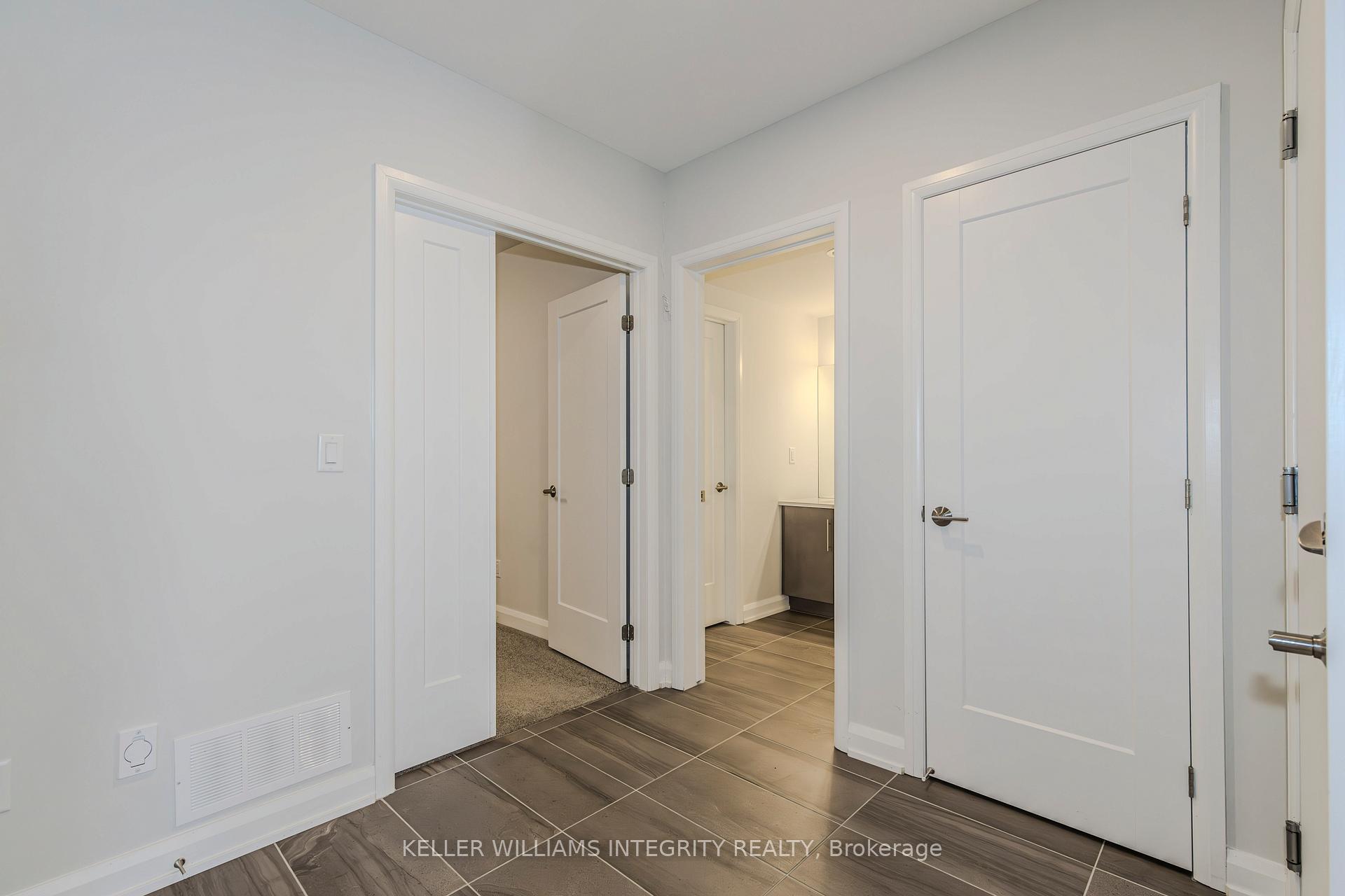 Photo 4 of 143 Boundstone Way, Ottawa, Kanata - Kanata Lakes/Heritage Hills — HOMEH