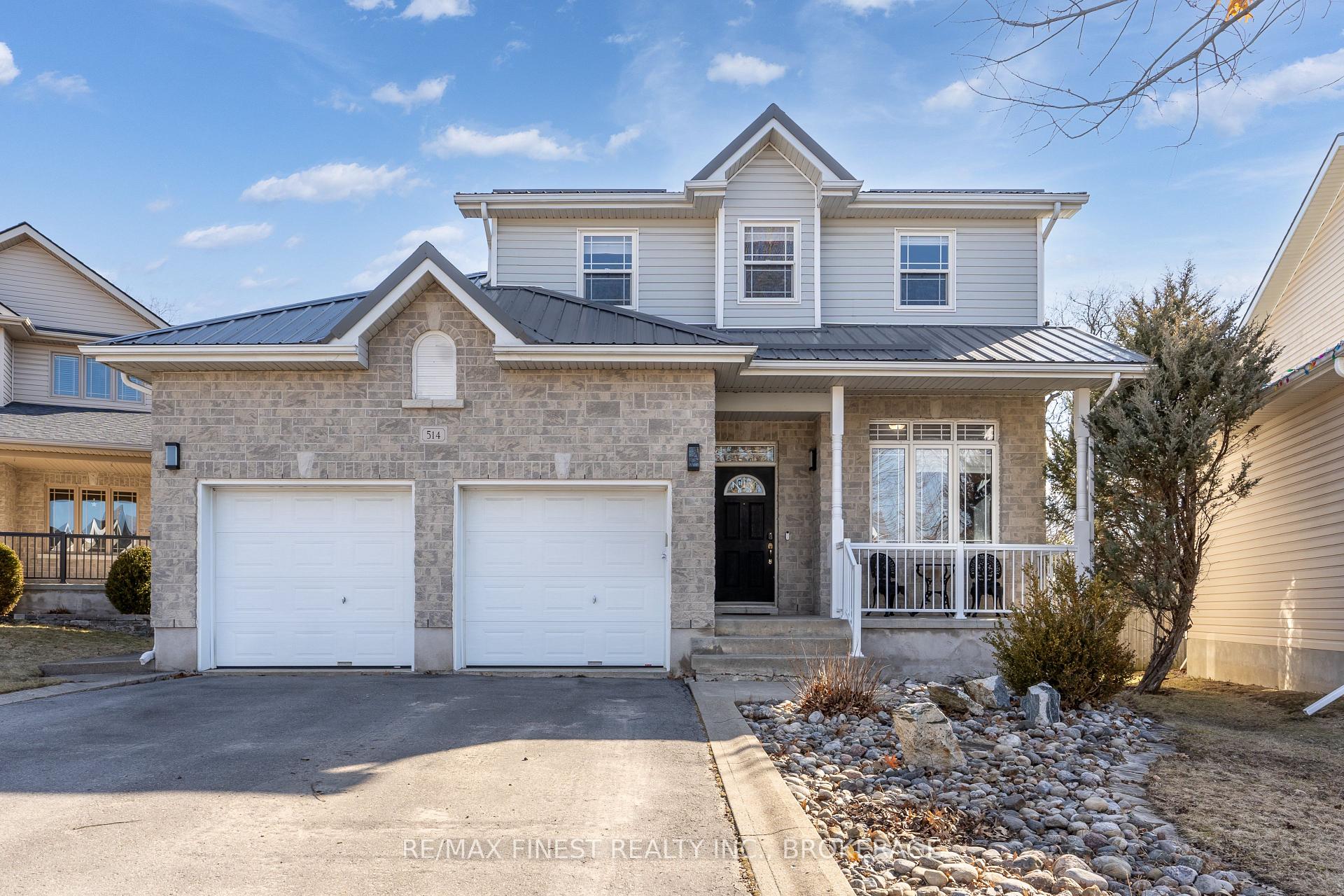 Photo 1 of 514 Weston Crescent, Kingston, East Gardiners Rd — HOMEH