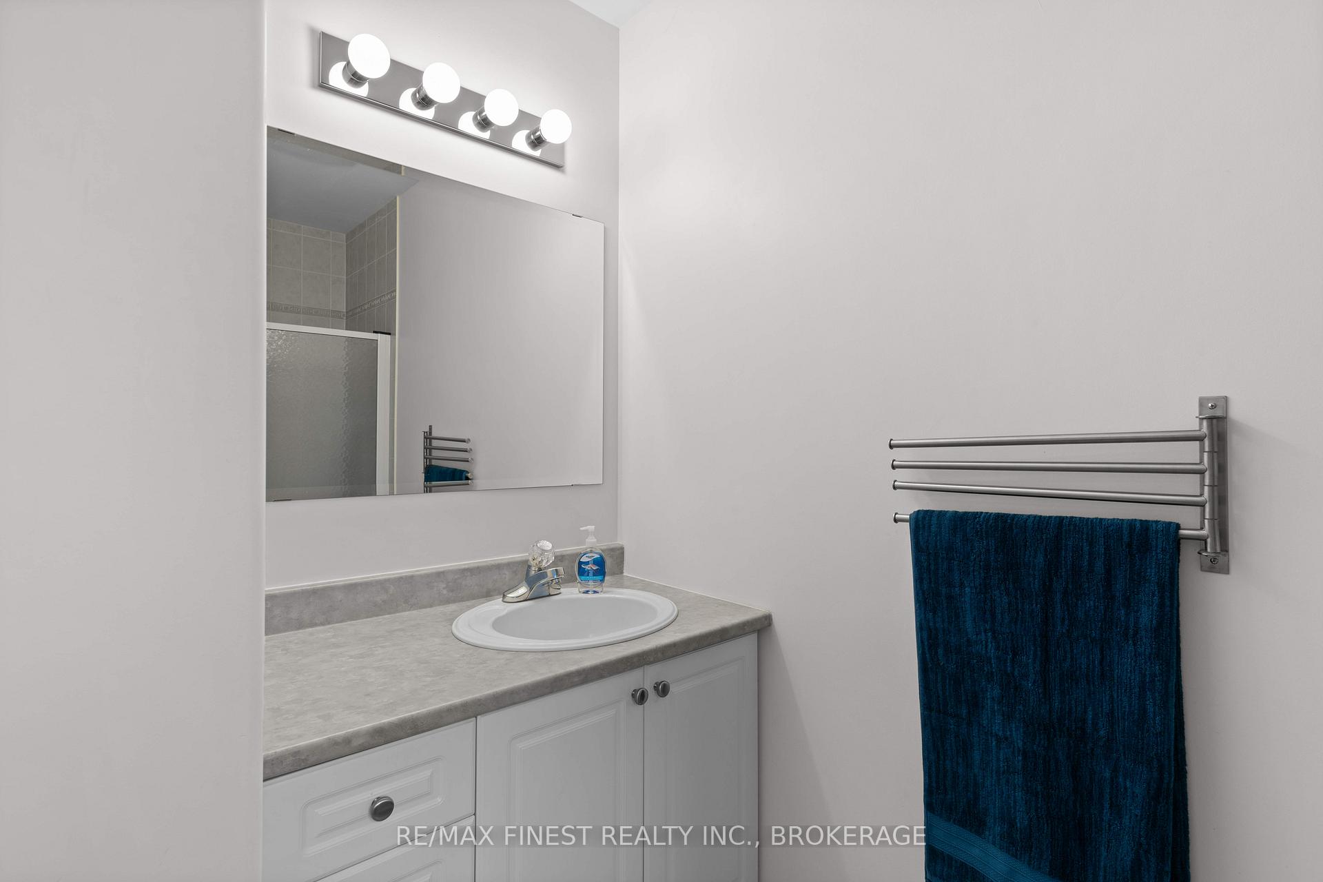 Photo 22 of 514 Weston Crescent, Kingston, East Gardiners Rd — HOMEH