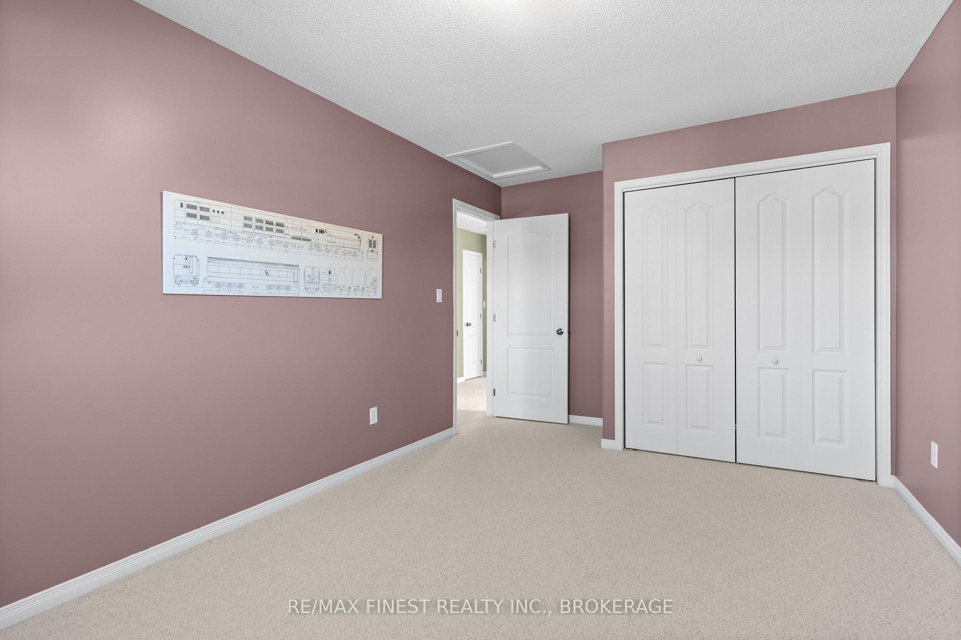 Photo 27 of 514 Weston Crescent, Kingston, East Gardiners Rd — HOMEH