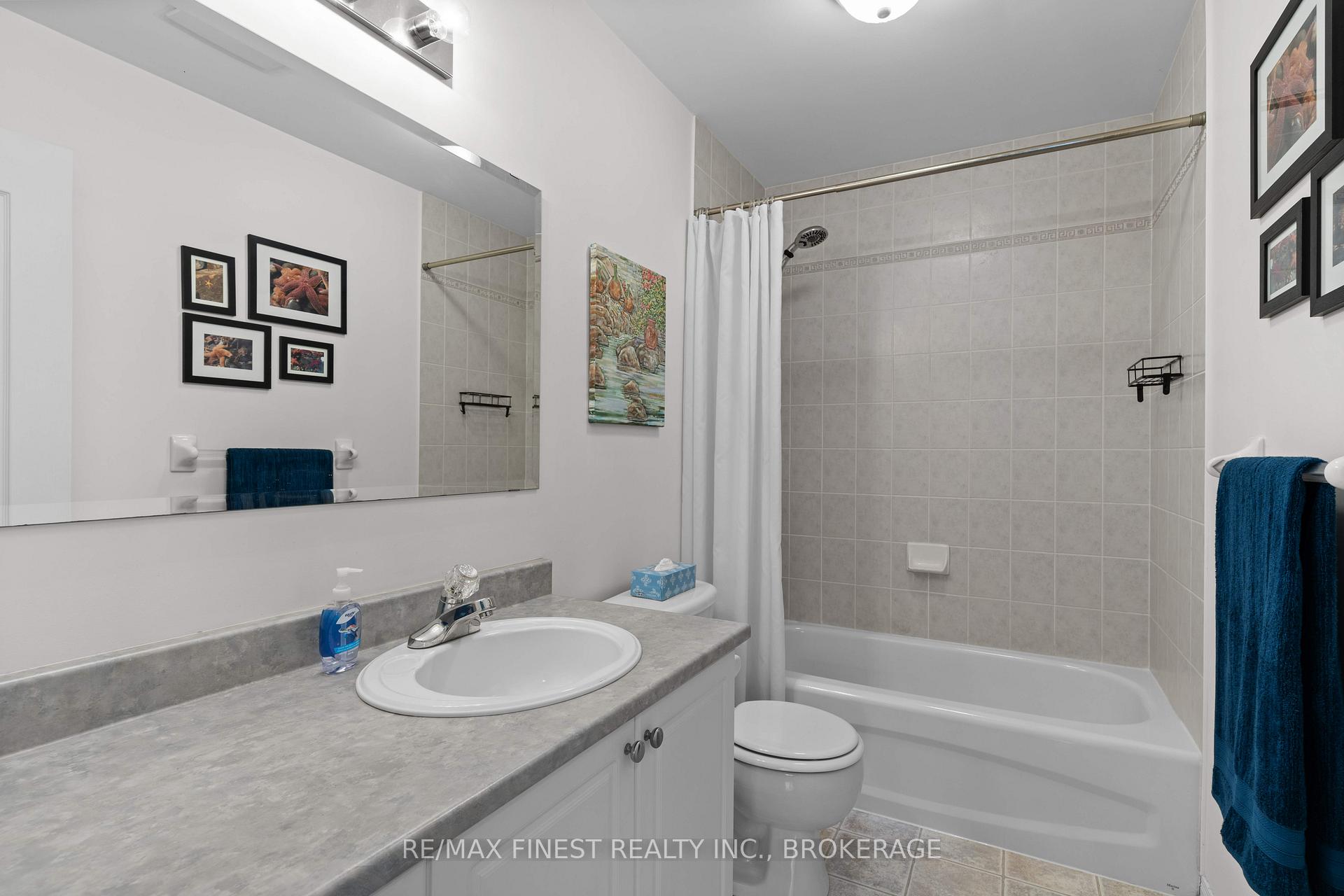 Photo 28 of 514 Weston Crescent, Kingston, East Gardiners Rd — HOMEH
