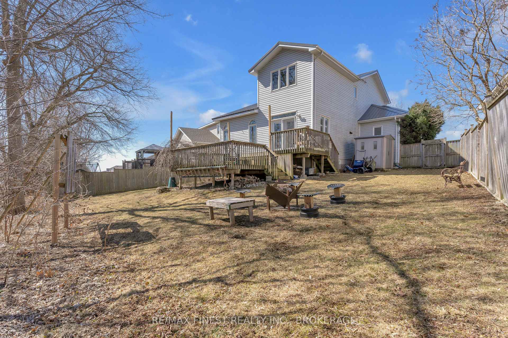 Photo 31 of 514 Weston Crescent, Kingston, East Gardiners Rd — HOMEH