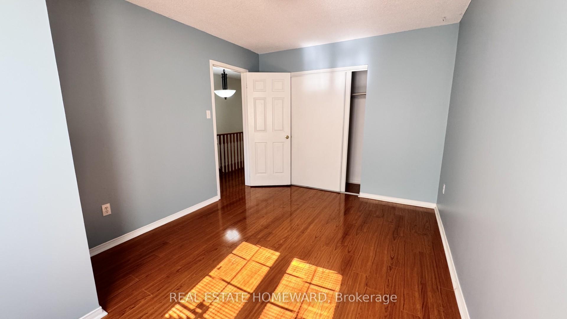 Photo 16 of 63 Billingsley Crescent, Markham, Cedarwood — HOMEH