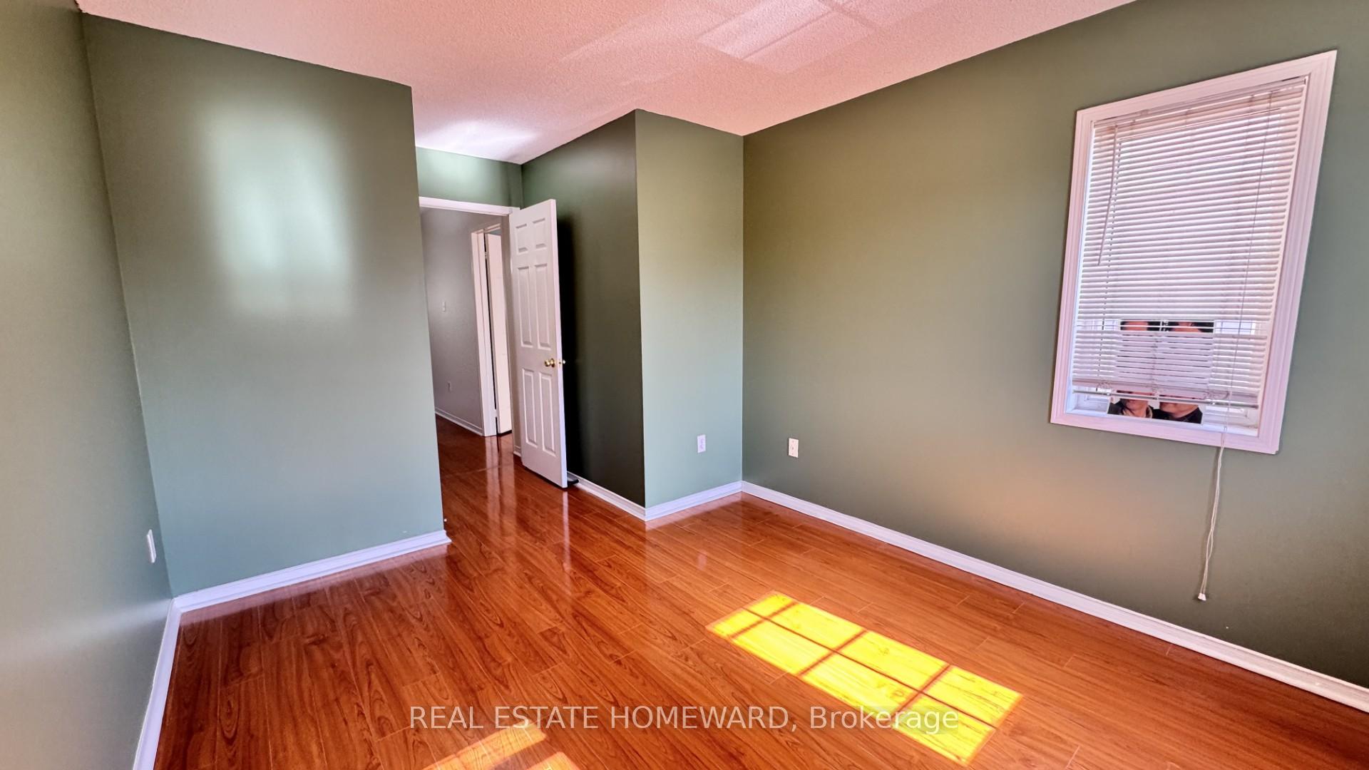 Photo 18 of 63 Billingsley Crescent, Markham, Cedarwood — HOMEH