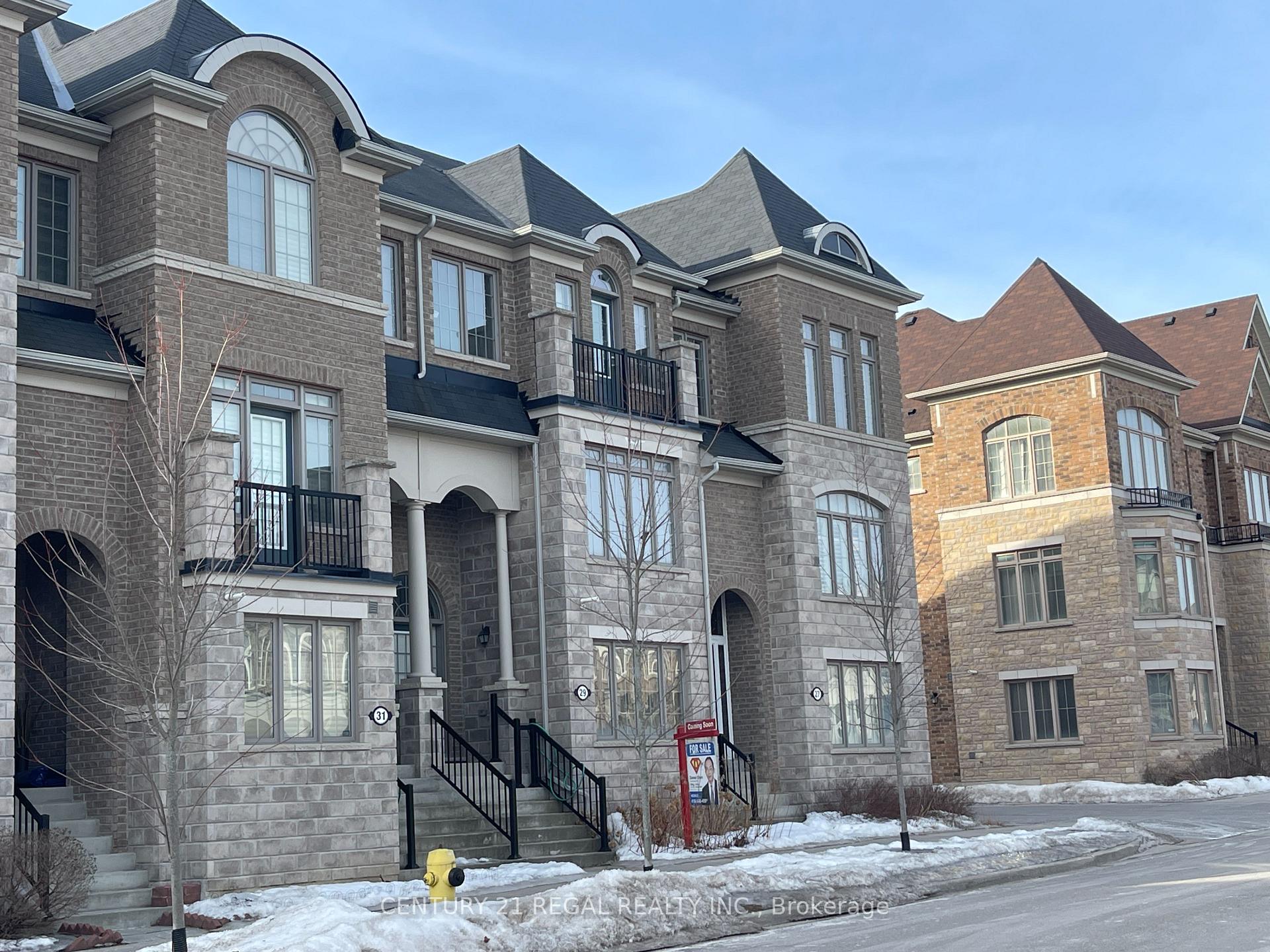 Front of 29 Rougeview Park Crescent