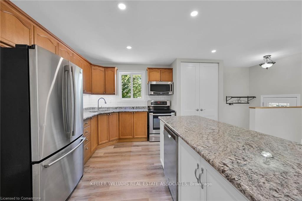 Photo 11 of Unit Upper, 455 Brigadoon Drive, Hamilton, Gourley — HOMEH