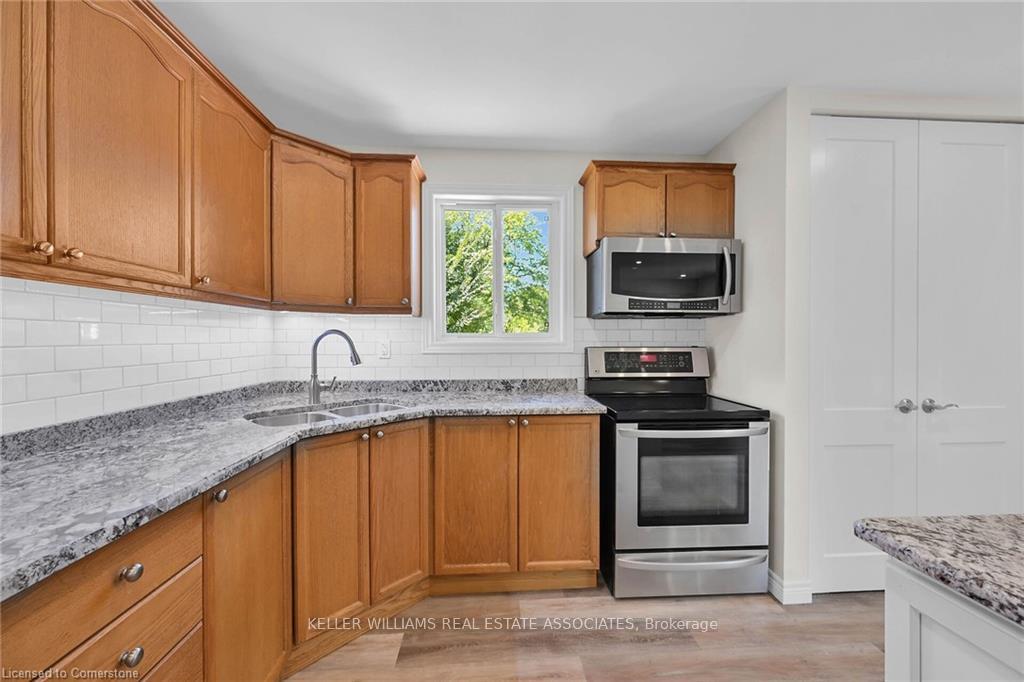 Photo 12 of Unit Upper, 455 Brigadoon Drive, Hamilton, Gourley — HOMEH