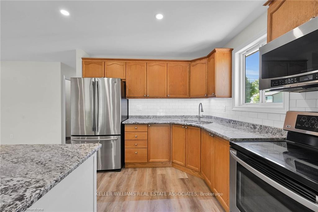 Photo 13 of Unit Upper, 455 Brigadoon Drive, Hamilton, Gourley — HOMEH