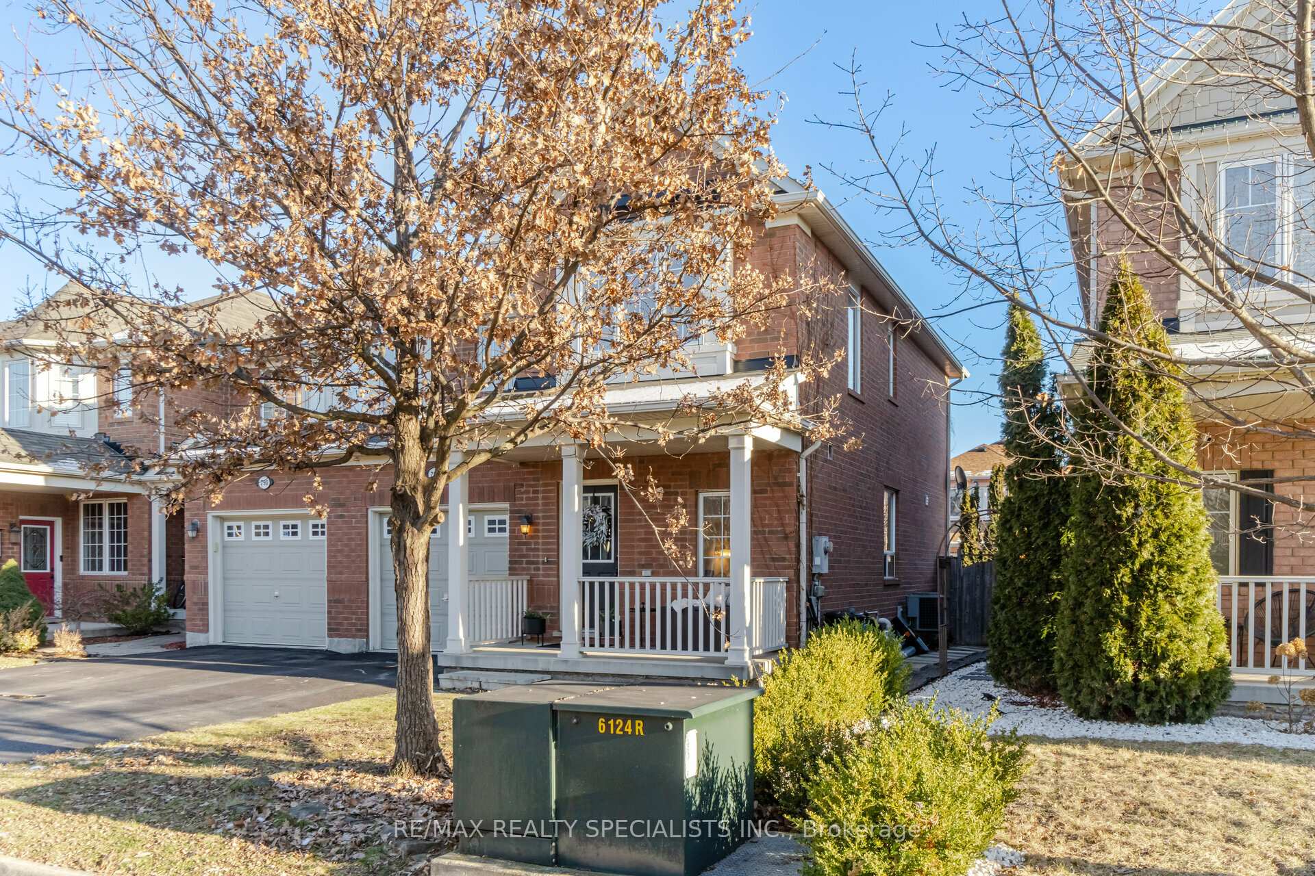 Photo 2 of 788 Johnson Heights, Milton, Coates — HOMEH