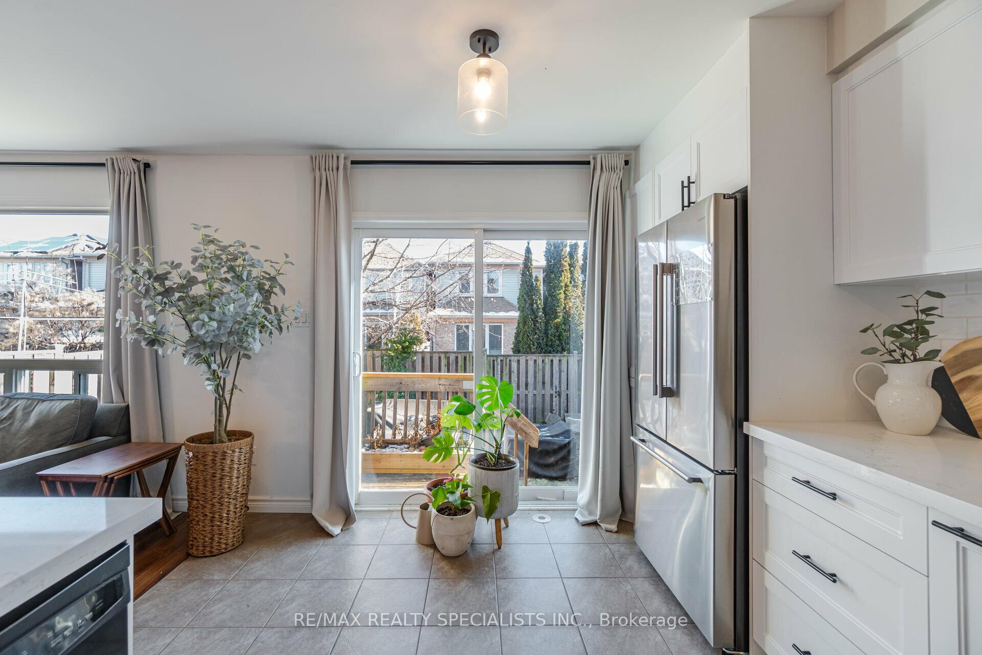 Photo 13 of 788 Johnson Heights, Milton, Coates — HOMEH