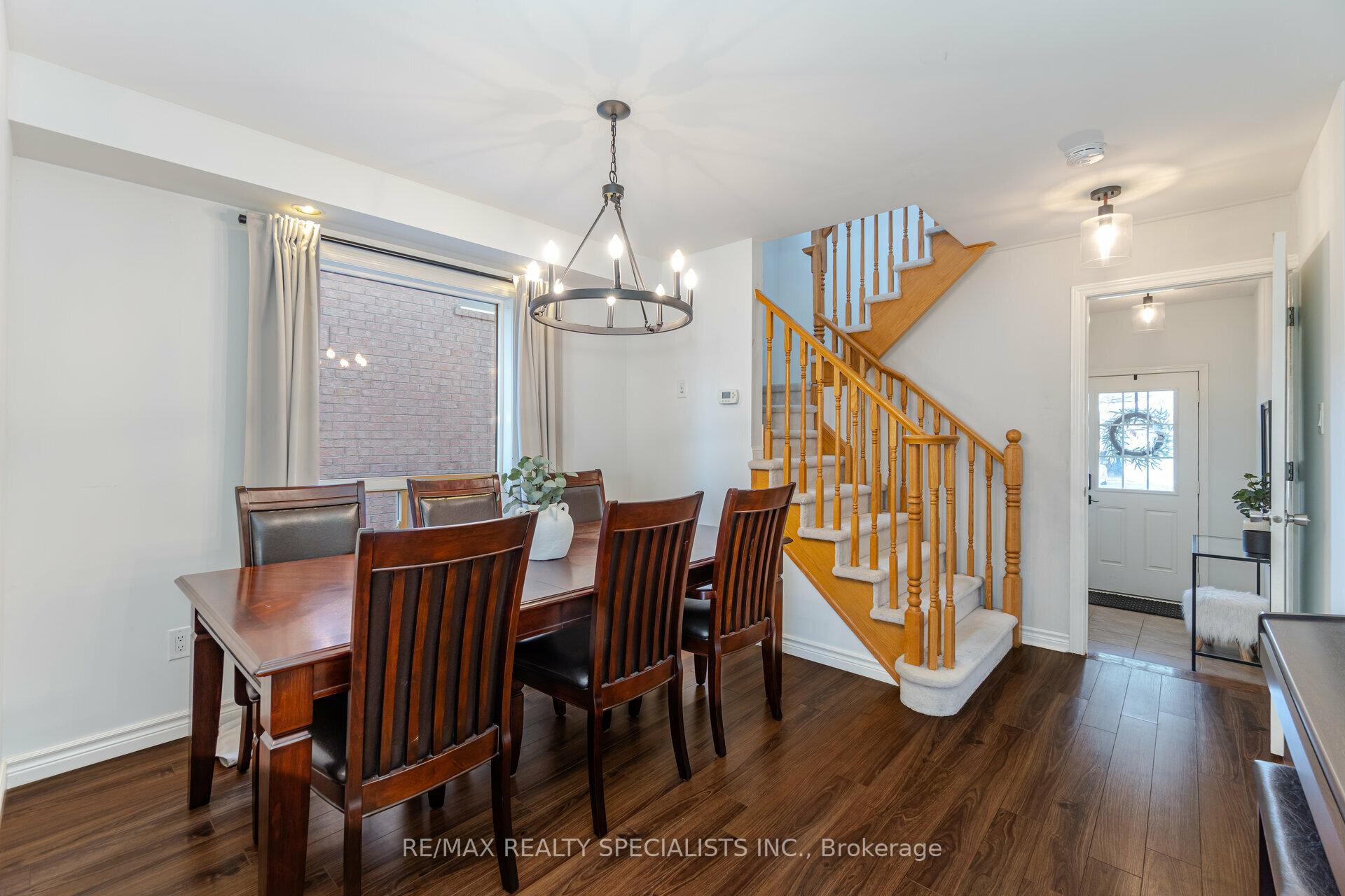 Photo 16 of 788 Johnson Heights, Milton, Coates — HOMEH
