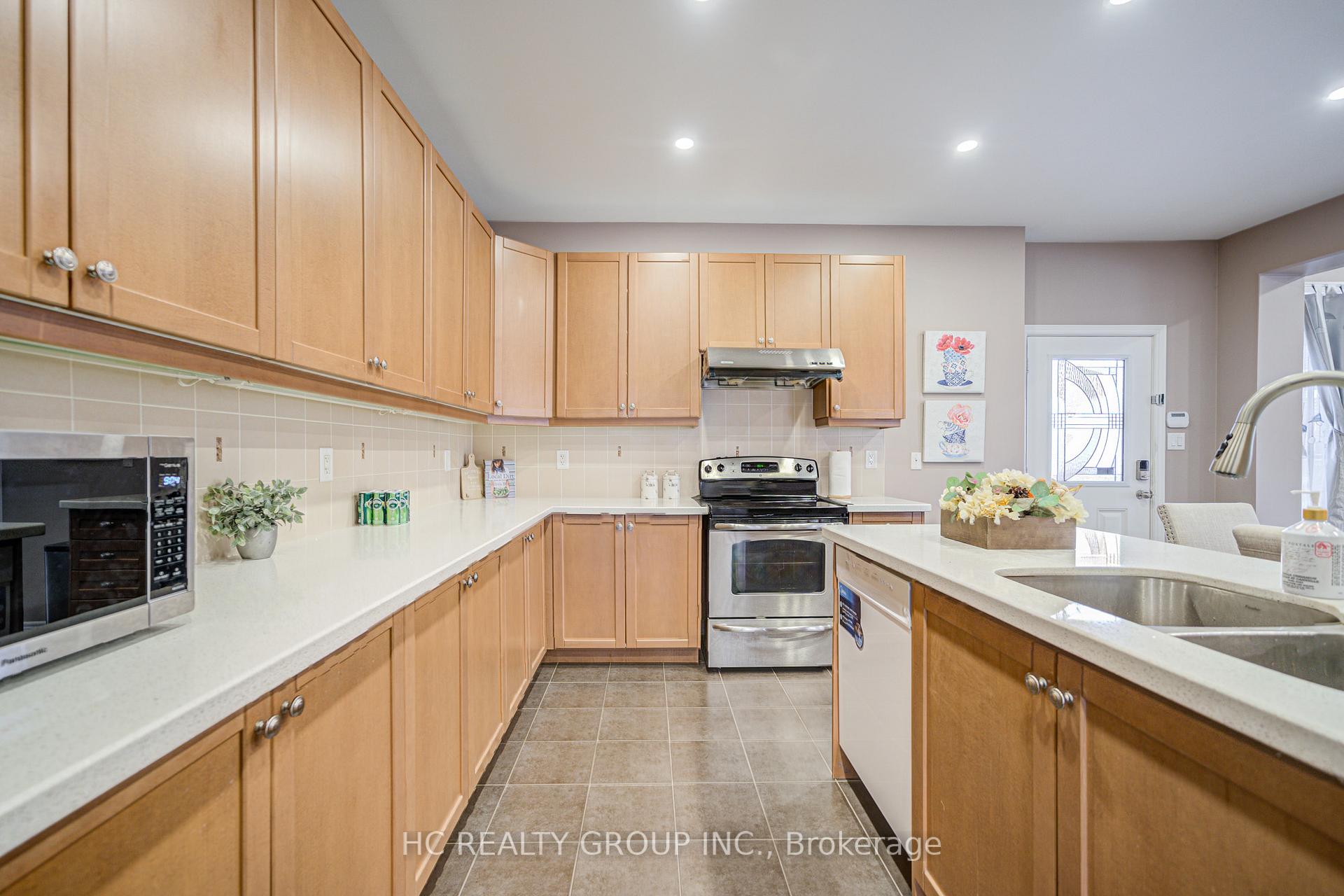 Photo 10 of 2908 Elgin Mills Road E, Markham, Victoria Square — HOMEH