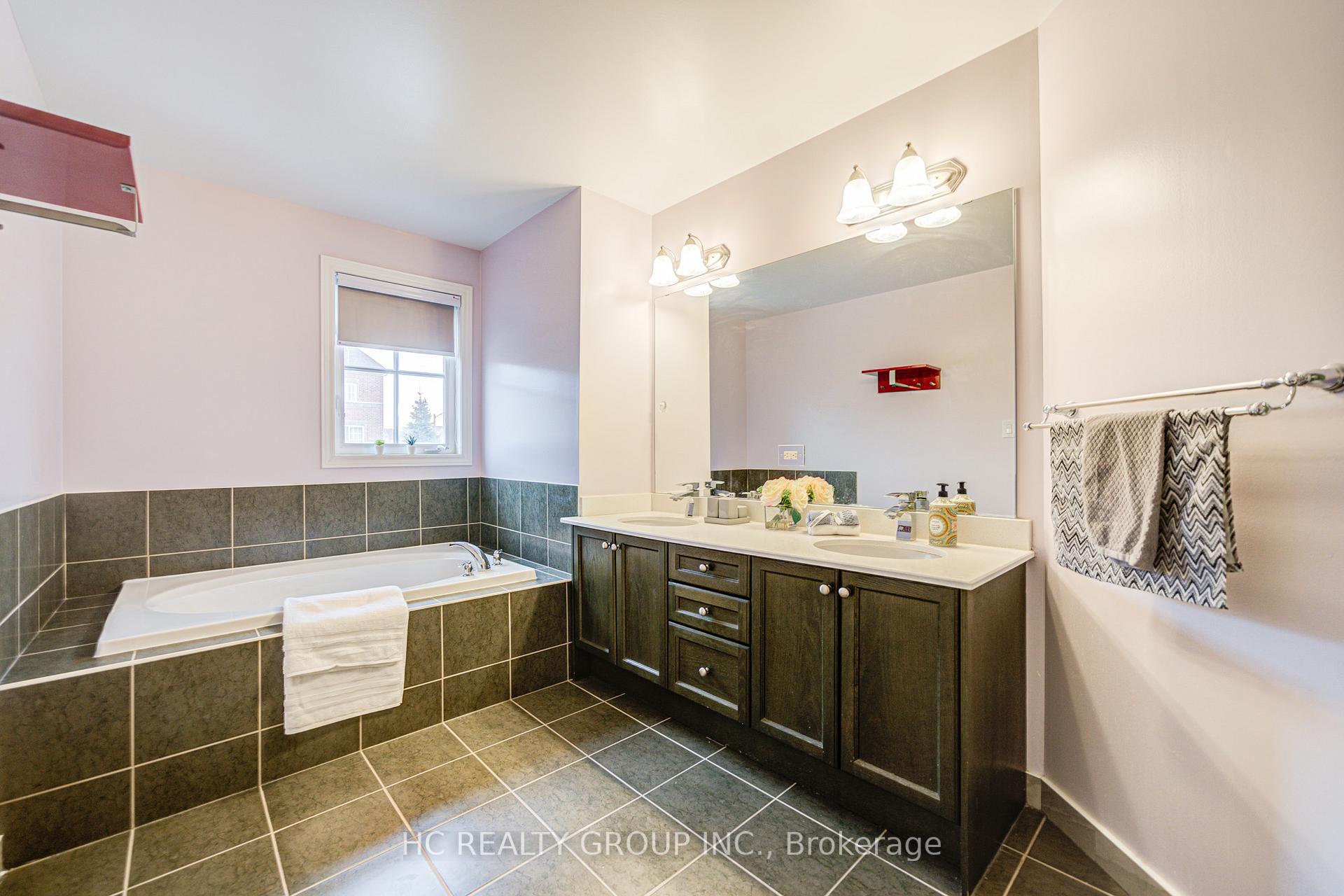 Photo 17 of 2908 Elgin Mills Road E, Markham, Victoria Square — HOMEH