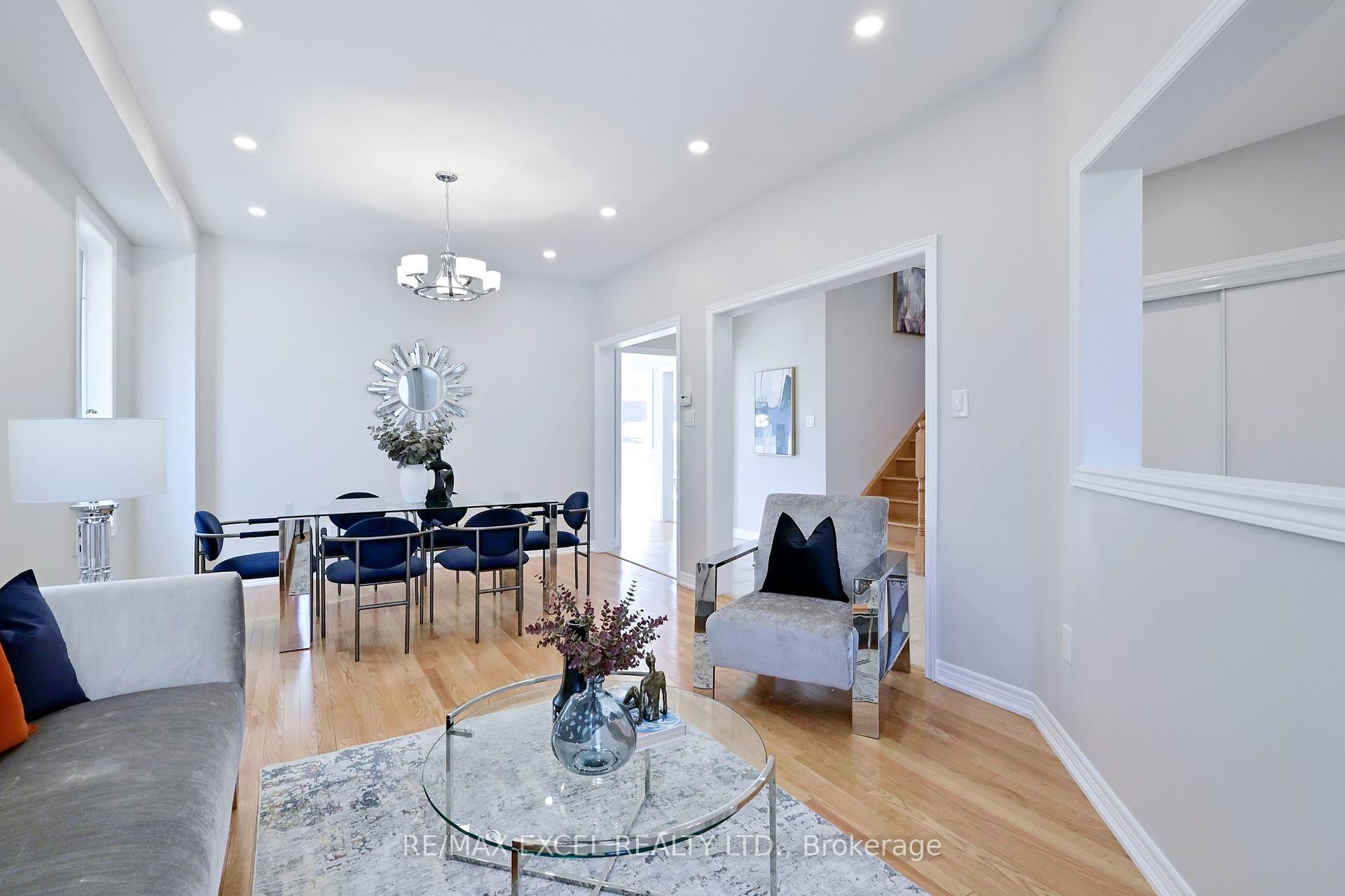 Photo 10 of 66 Eakin Mill Road, Markham, Wismer — HOMEH