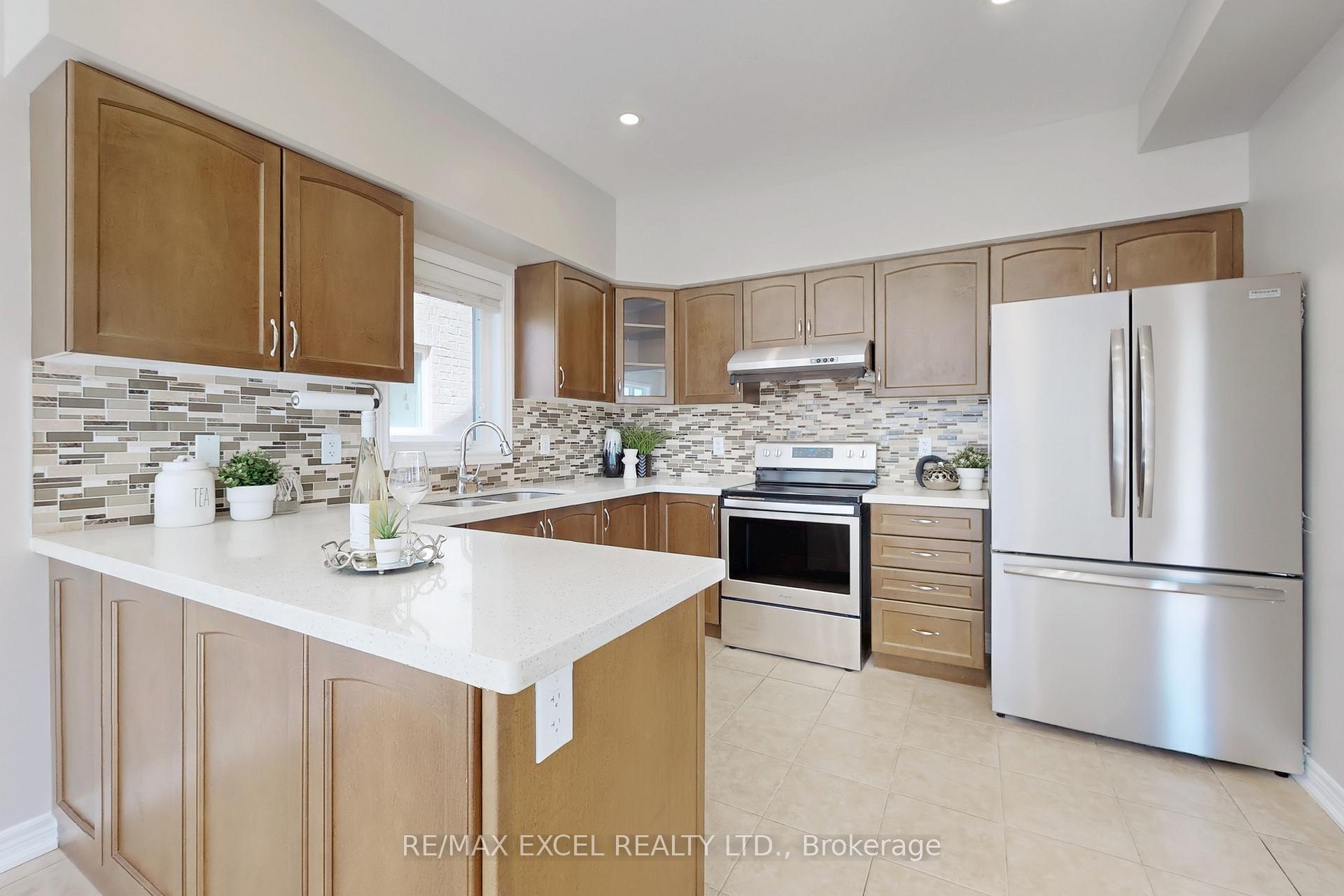 Photo 18 of 66 Eakin Mill Road, Markham, Wismer — HOMEH