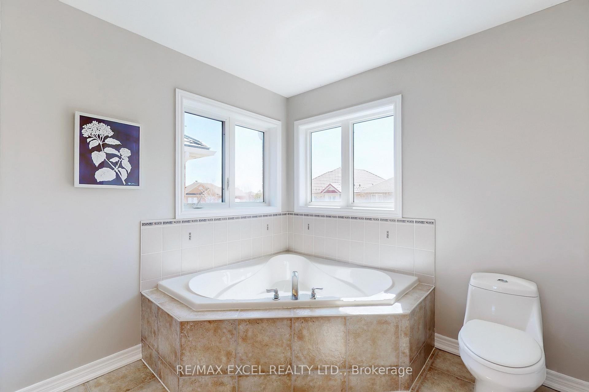 Photo 34 of 66 Eakin Mill Road, Markham, Wismer — HOMEH