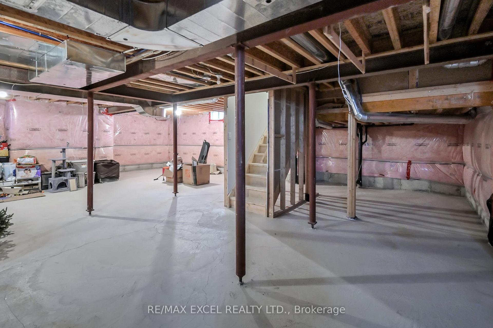 Photo 43 of 66 Eakin Mill Road, Markham, Wismer — HOMEH