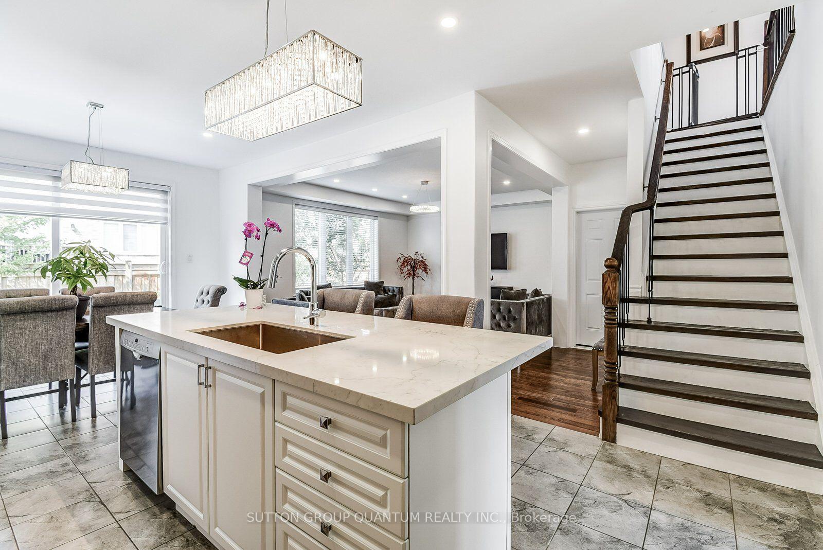Photo 13 of 27 Mcmonies Drive, Hamilton, Waterdown — HOMEH