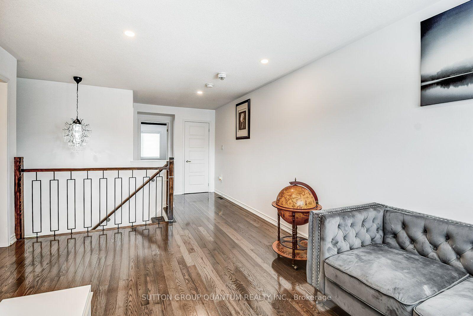 Photo 18 of 27 Mcmonies Drive, Hamilton, Waterdown — HOMEH