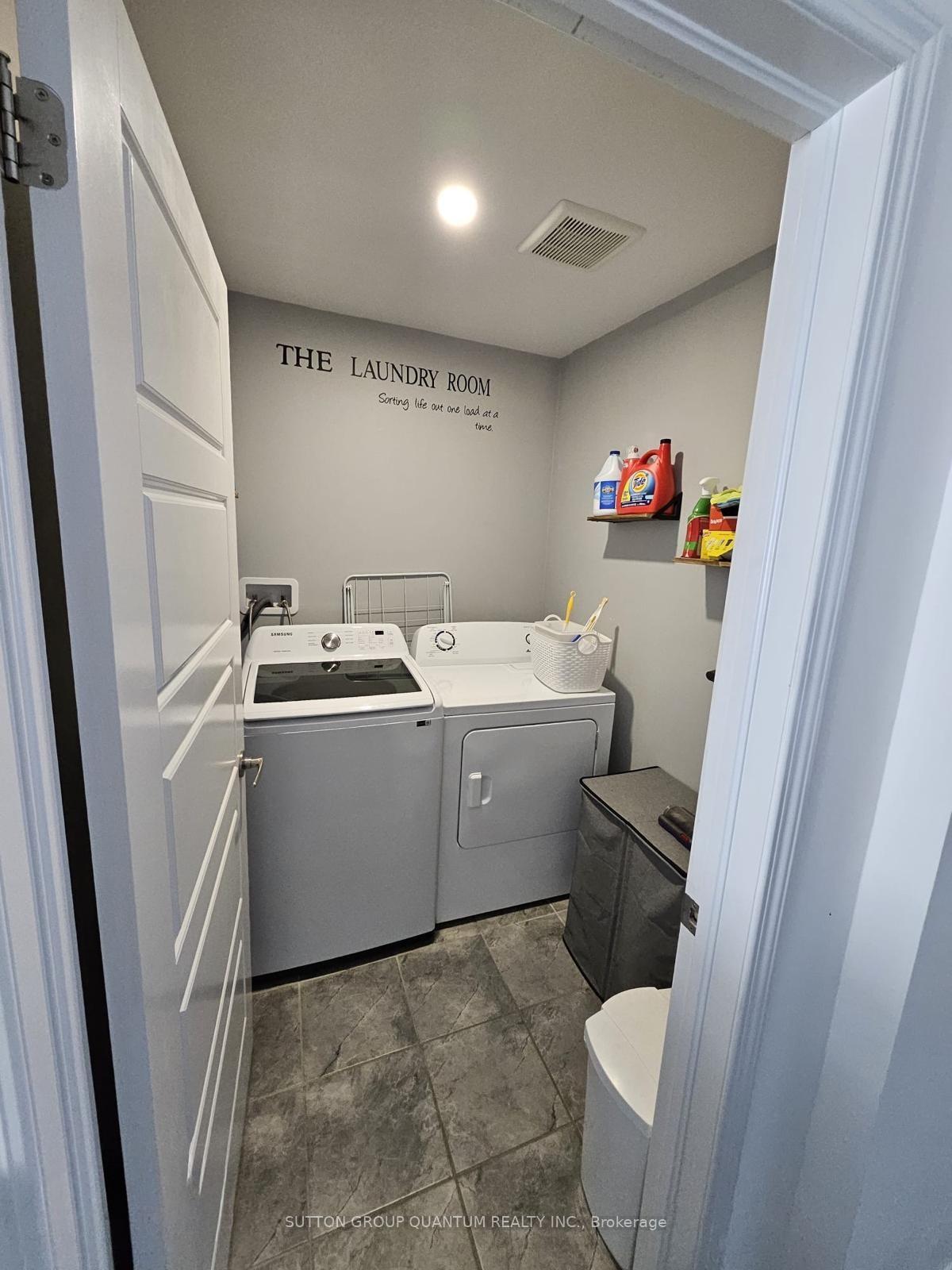 Photo 26 of 27 Mcmonies Drive, Hamilton, Waterdown — HOMEH