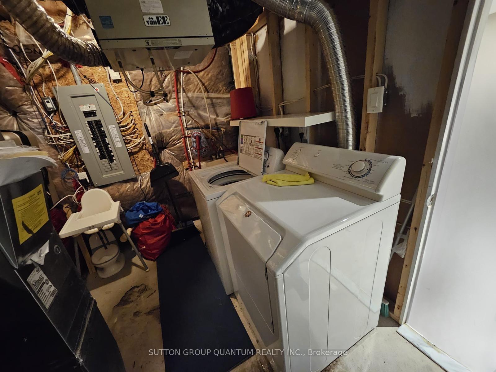 Photo 37 of 27 Mcmonies Drive, Hamilton, Waterdown — HOMEH
