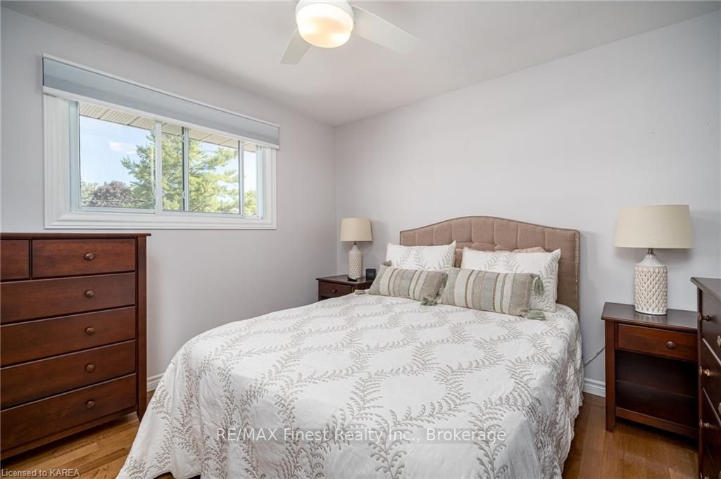 Photo 13 of 981 Hudson Drive, Kingston, South of Taylor-Kidd Blvd — HOMEH