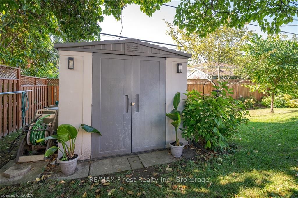 Photo 22 of 981 Hudson Drive, Kingston, South of Taylor-Kidd Blvd — HOMEH