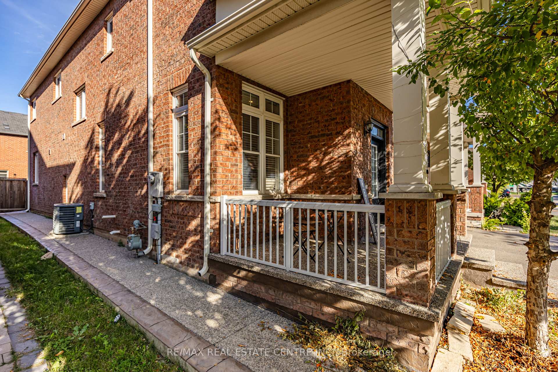 Photo 2 of 580 Duncan Lane, Milton, Scott — HOMEH