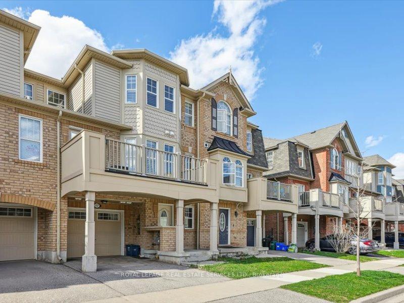 Photo 1 of 17 Suitor Court, Milton, Willmott — HOMEH