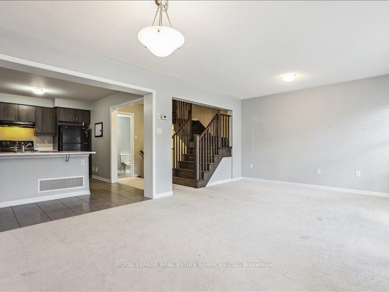 Photo 4 of 17 Suitor Court, Milton, Willmott — HOMEH