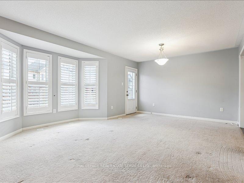 Photo 7 of 17 Suitor Court, Milton, Willmott — HOMEH
