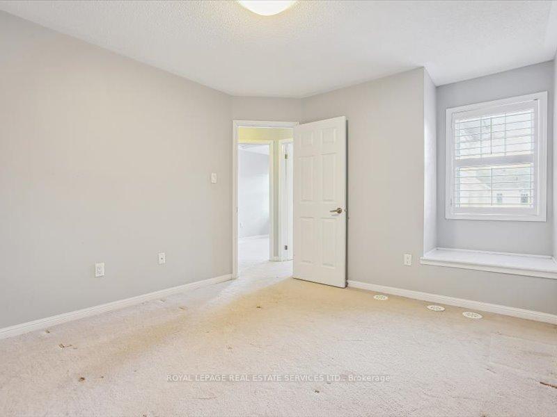 Photo 13 of 17 Suitor Court, Milton, Willmott — HOMEH