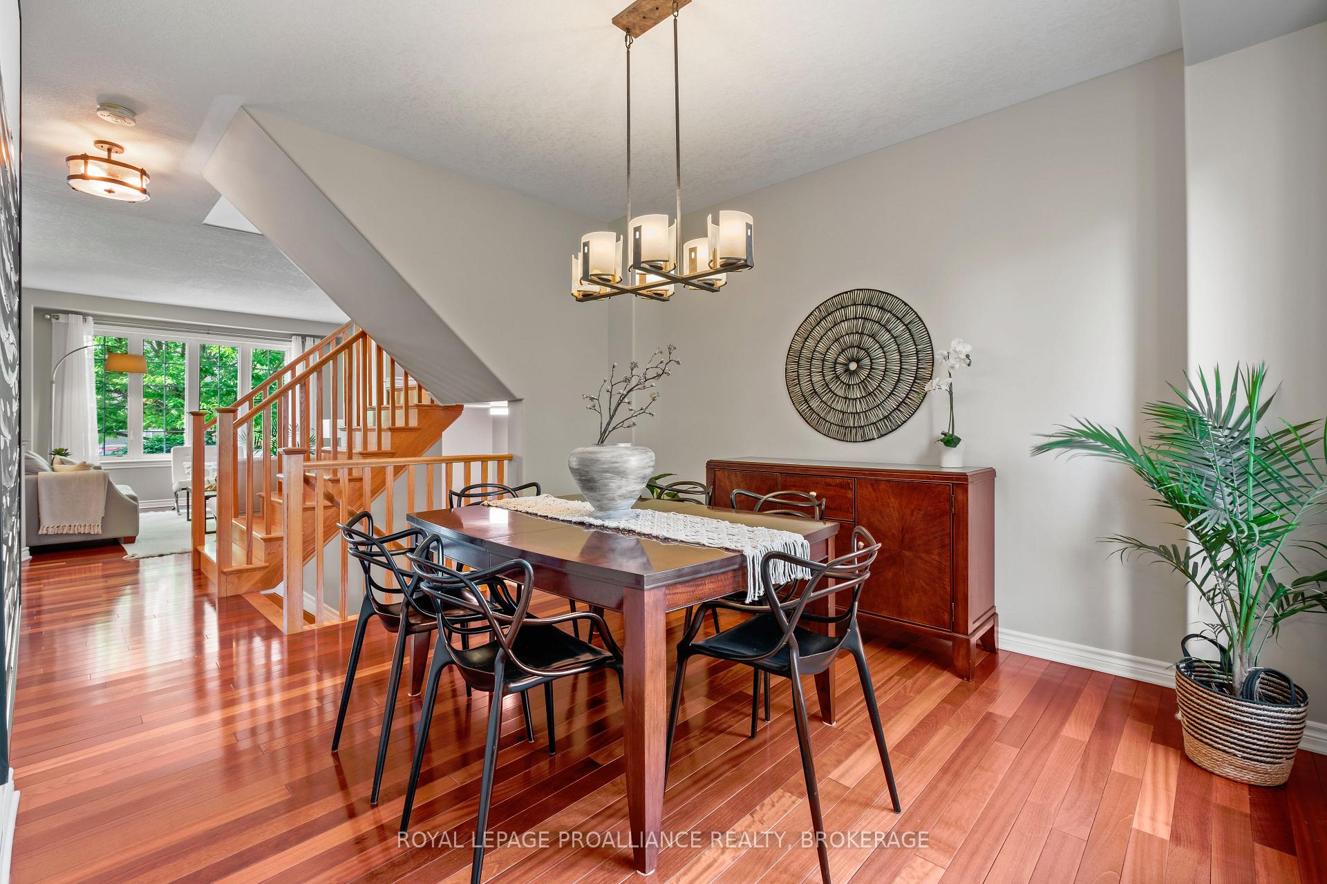 Photo 10 of 414 Cavendish Crescent, Kingston, City Northwest — HOMEH