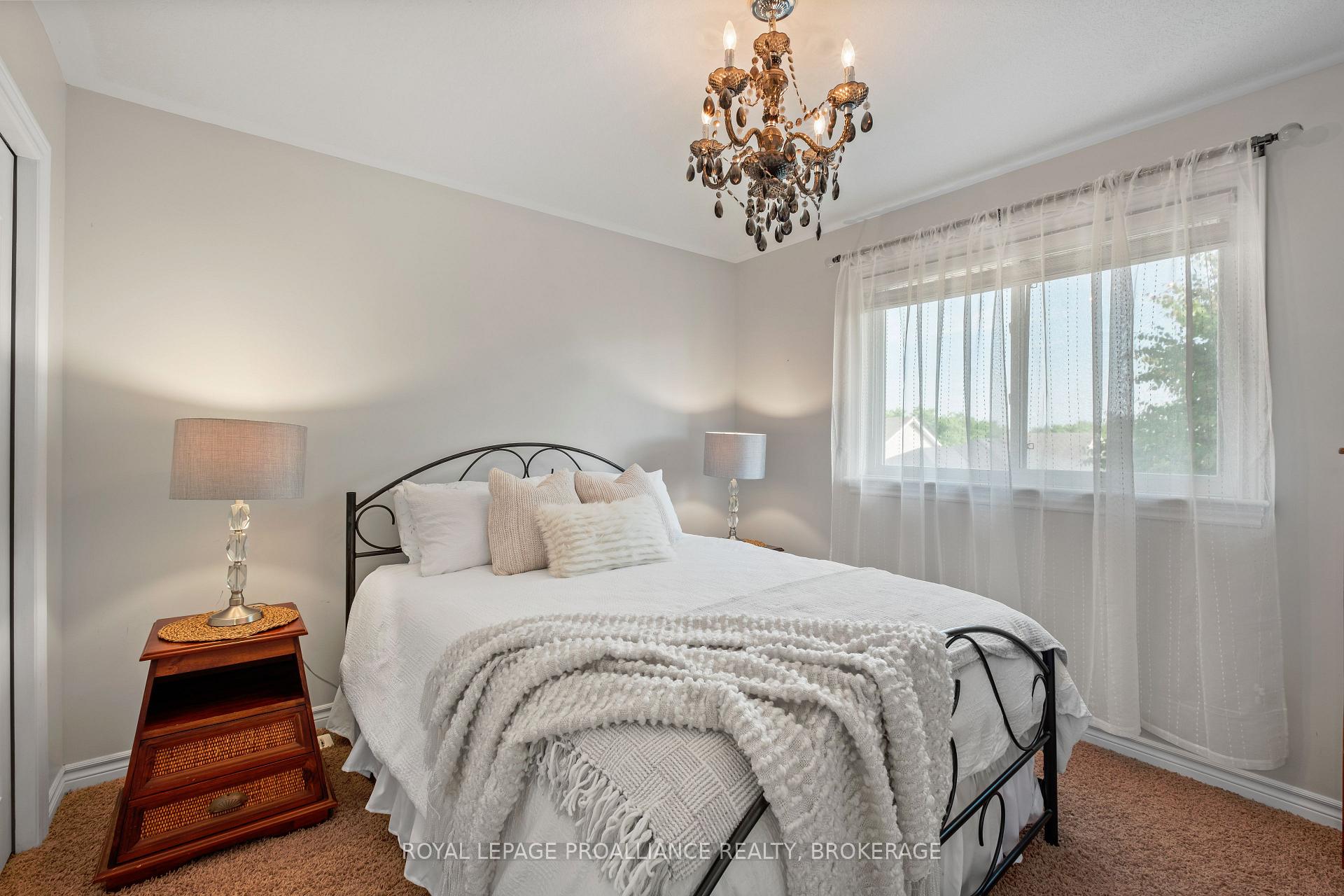Photo 27 of 414 Cavendish Crescent, Kingston, City Northwest — HOMEH