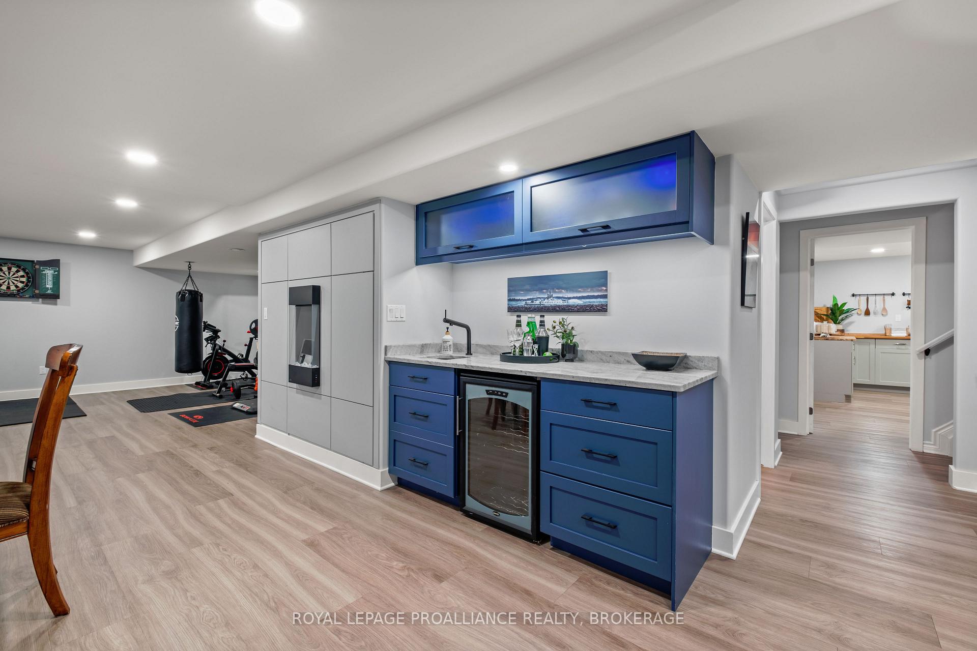 Photo 37 of 414 Cavendish Crescent, Kingston, City Northwest — HOMEH