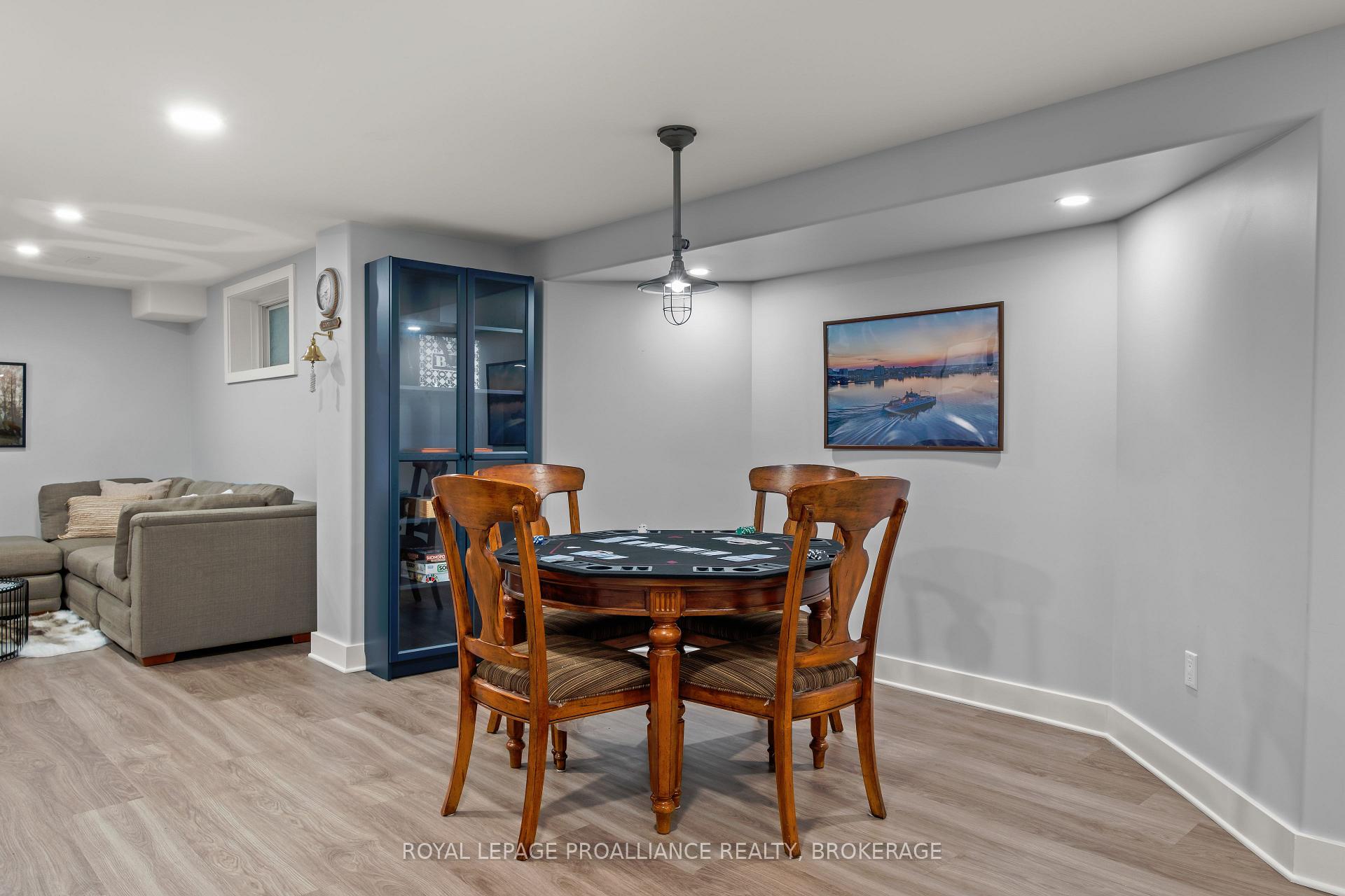 Photo 38 of 414 Cavendish Crescent, Kingston, City Northwest — HOMEH