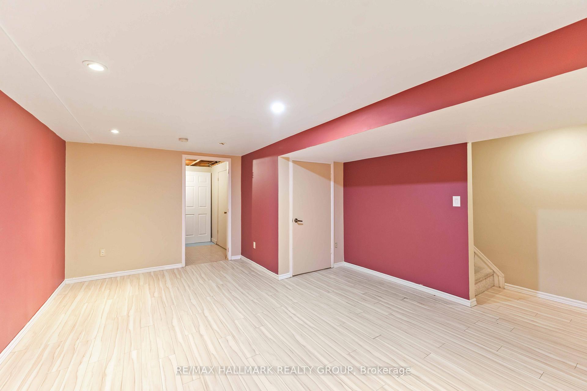 Photo 26 of 21 Montebello Lane, Ottawa, Kanata - Glencairn/Hazeldean — HOMEH