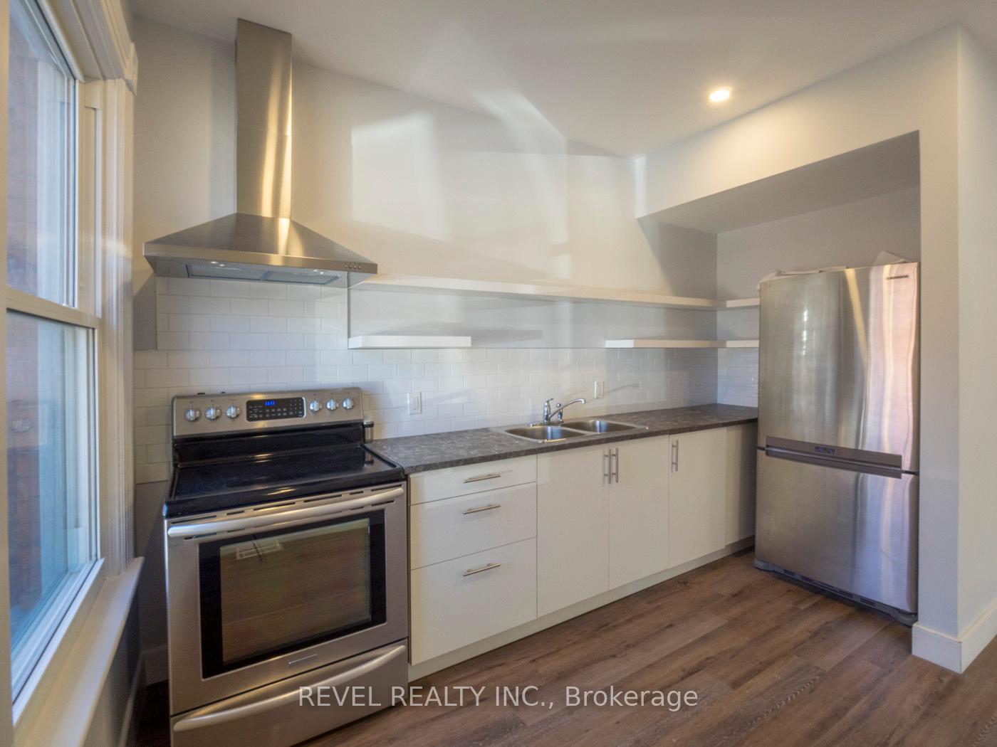 Photo 5 of Unit 1, 116 Myrtle Avenue, Hamilton, St. Clair — HOMEH