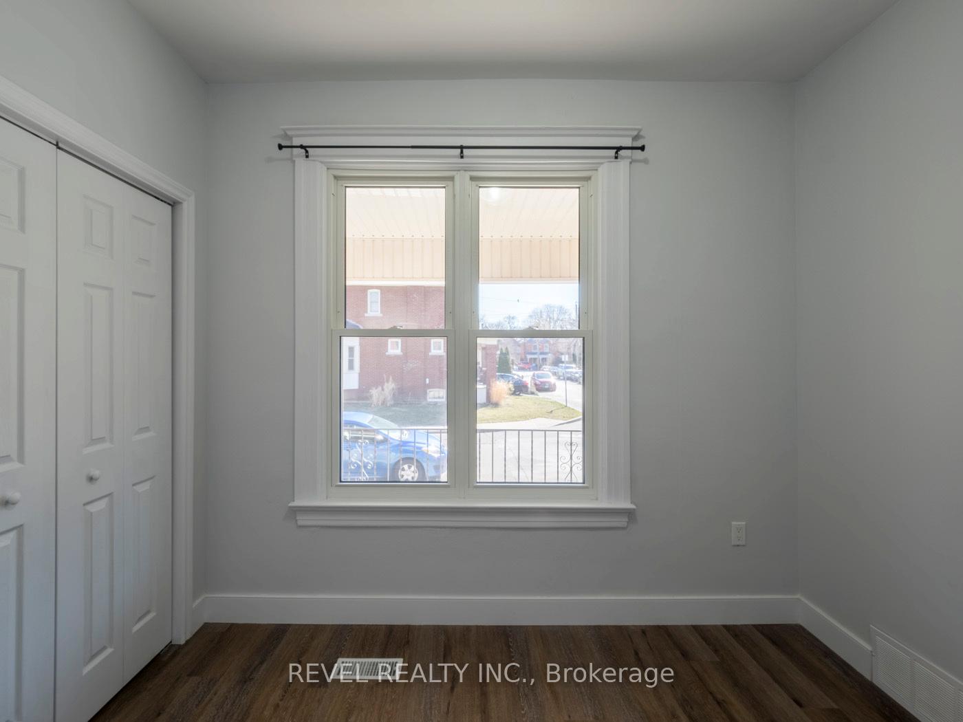 Photo 12 of Unit 1, 116 Myrtle Avenue, Hamilton, St. Clair — HOMEH