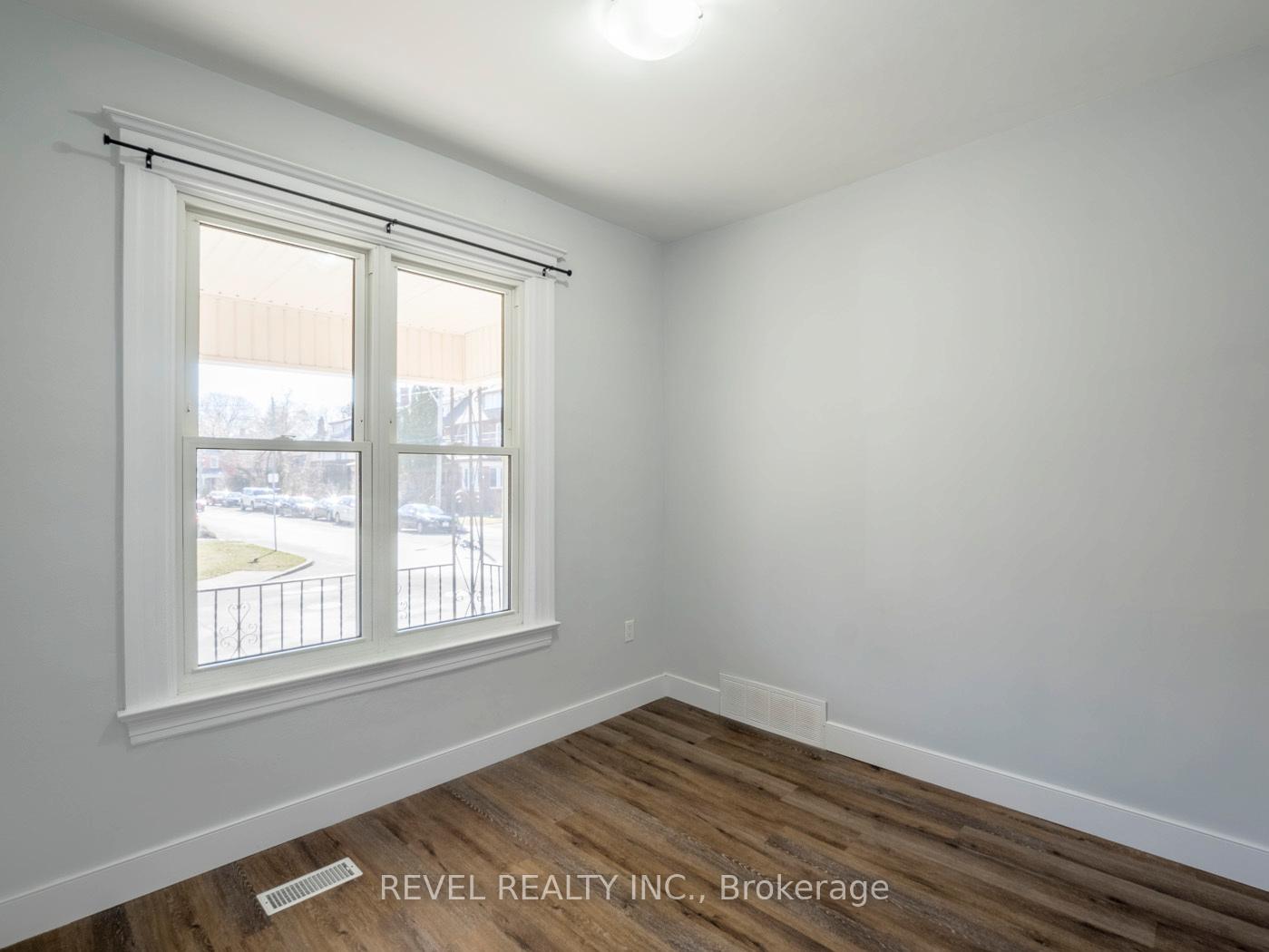 Photo 15 of Unit 1, 116 Myrtle Avenue, Hamilton, St. Clair — HOMEH