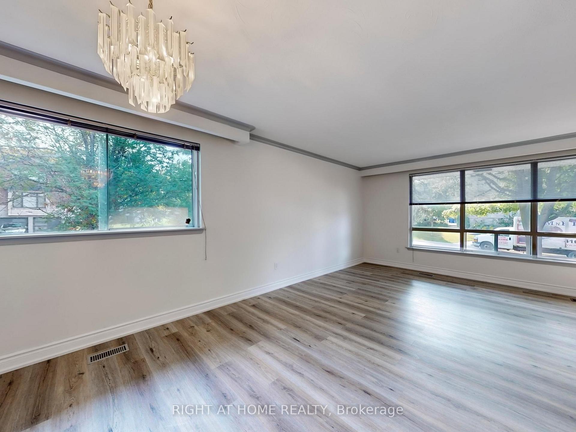 Photo 7 of Unit Main Fl, 96 Grandview Avenue, Markham, Grandview — HOMEH