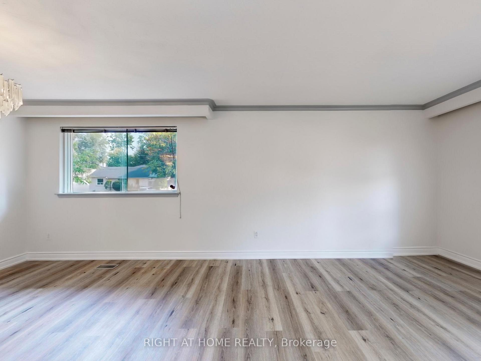 Photo 11 of Unit Main Fl, 96 Grandview Avenue, Markham, Grandview — HOMEH