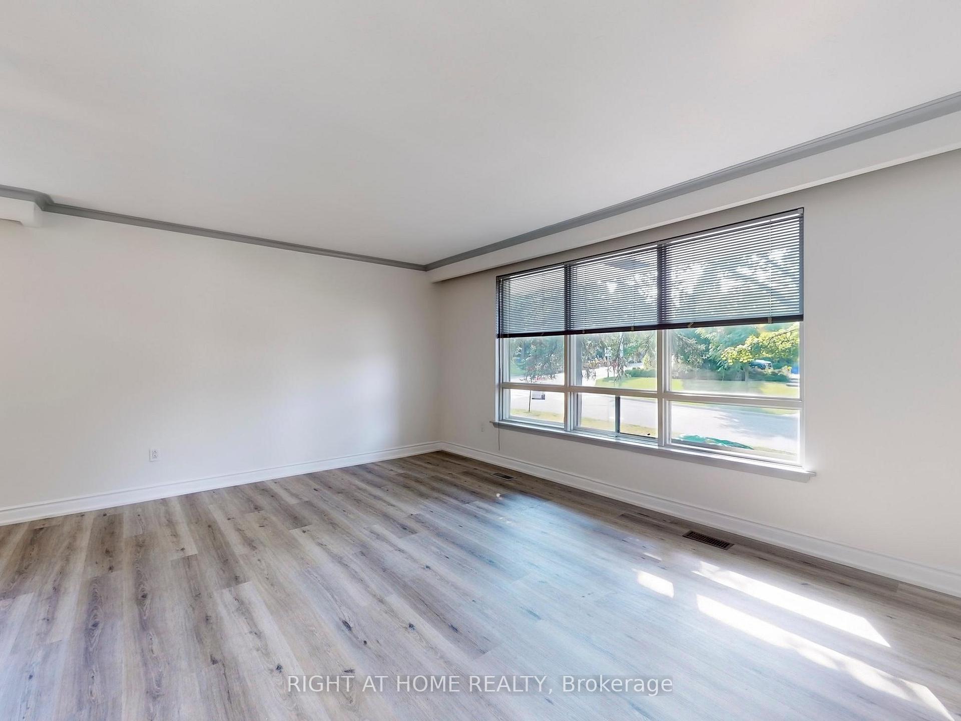 Photo 12 of Unit Main Fl, 96 Grandview Avenue, Markham, Grandview — HOMEH