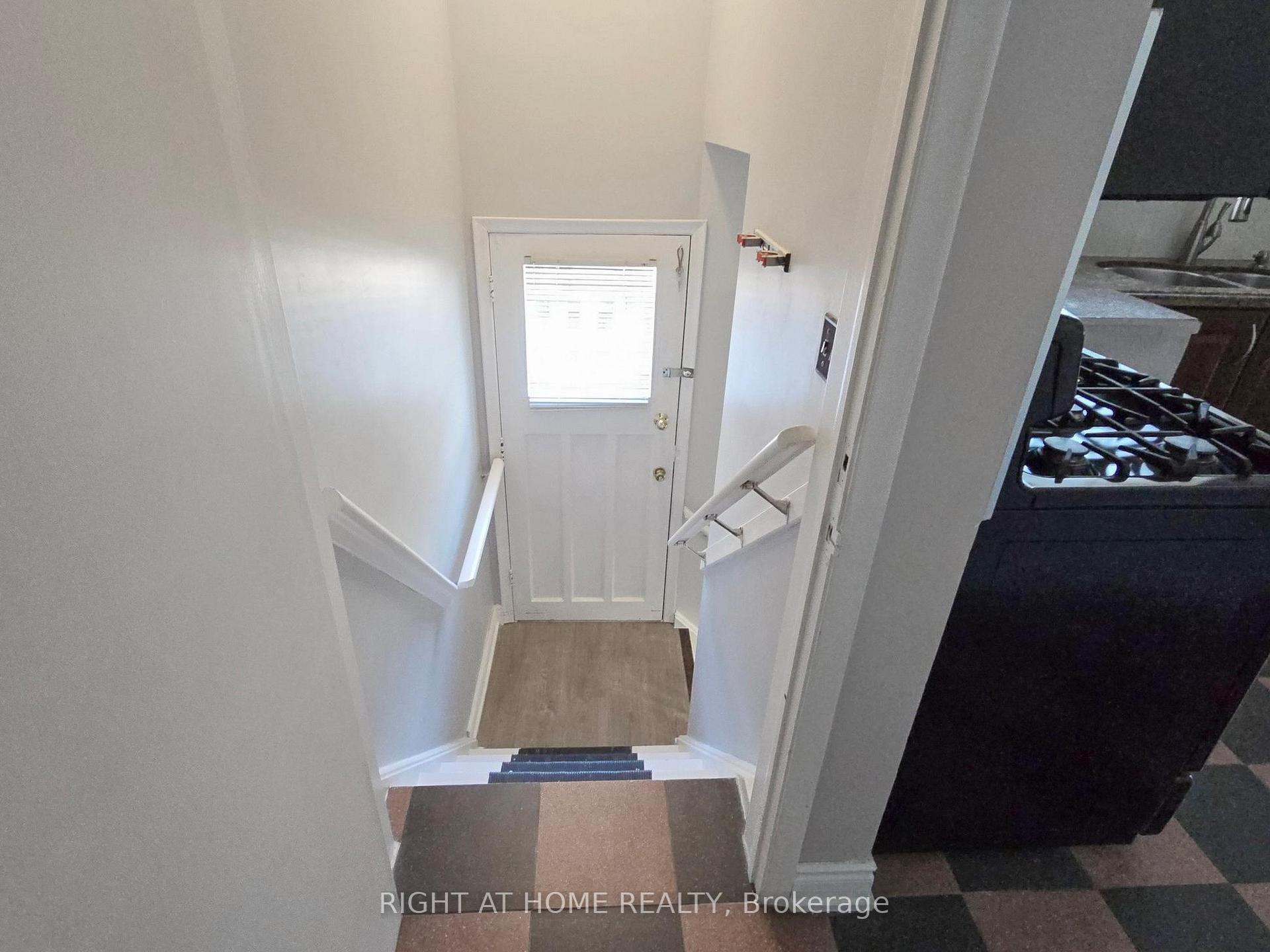 Photo 23 of Unit Main Fl, 96 Grandview Avenue, Markham, Grandview — HOMEH