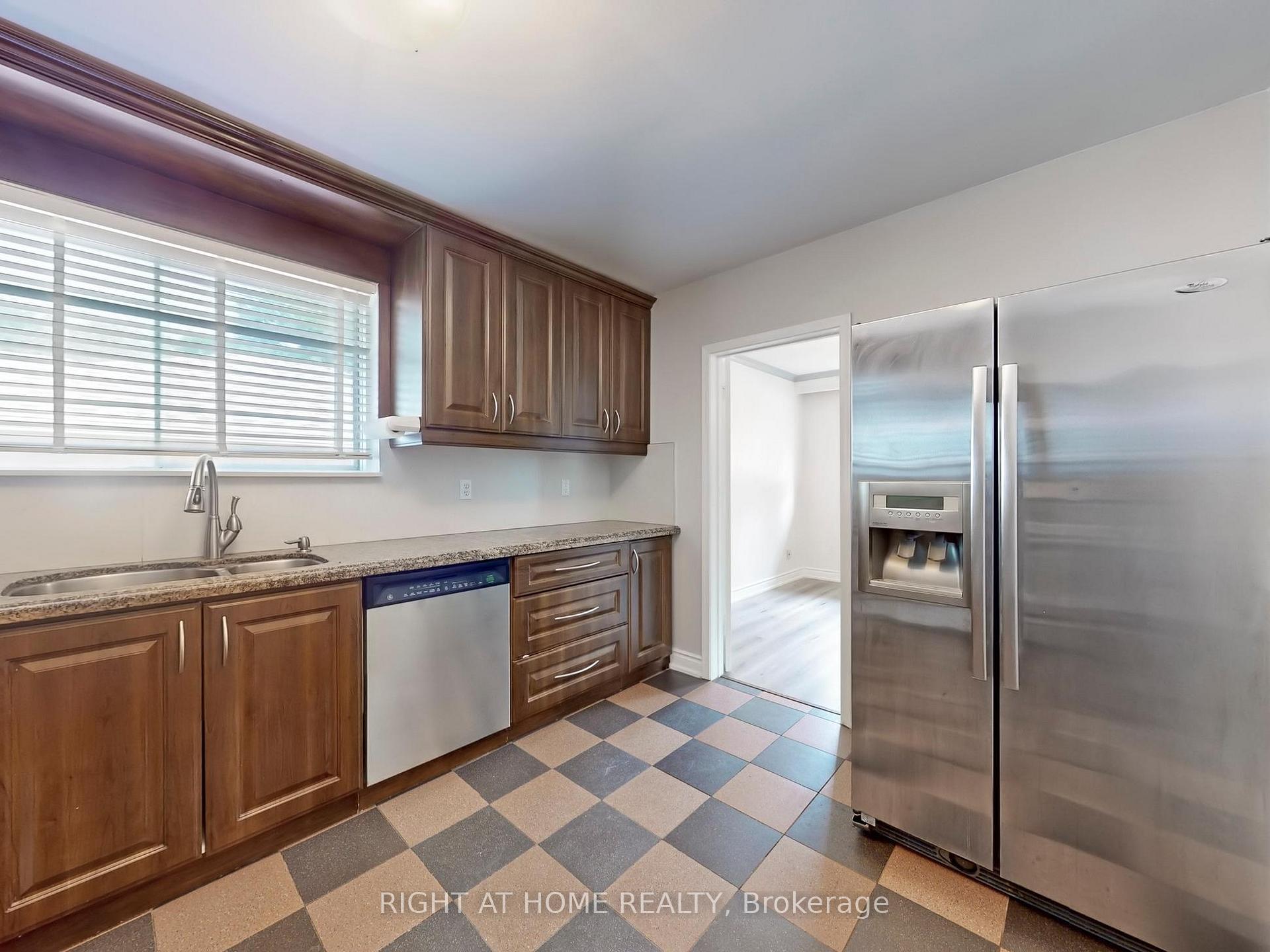 Photo 29 of Unit Main Fl, 96 Grandview Avenue, Markham, Grandview — HOMEH